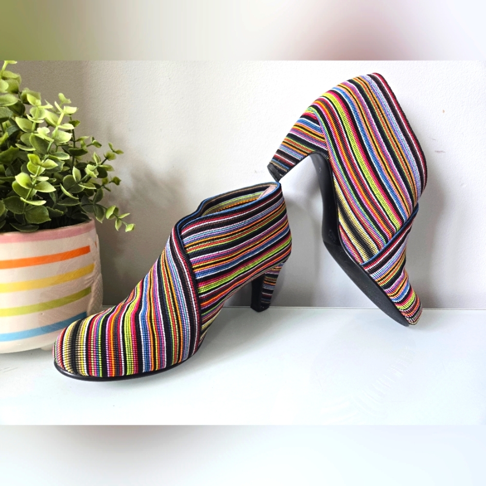 UNITED NUDE Mid Fold Colorful Striped Heels. Size 38